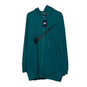 Nike hooded jacket with zipper. Super soft & cozy lightweight jacket!